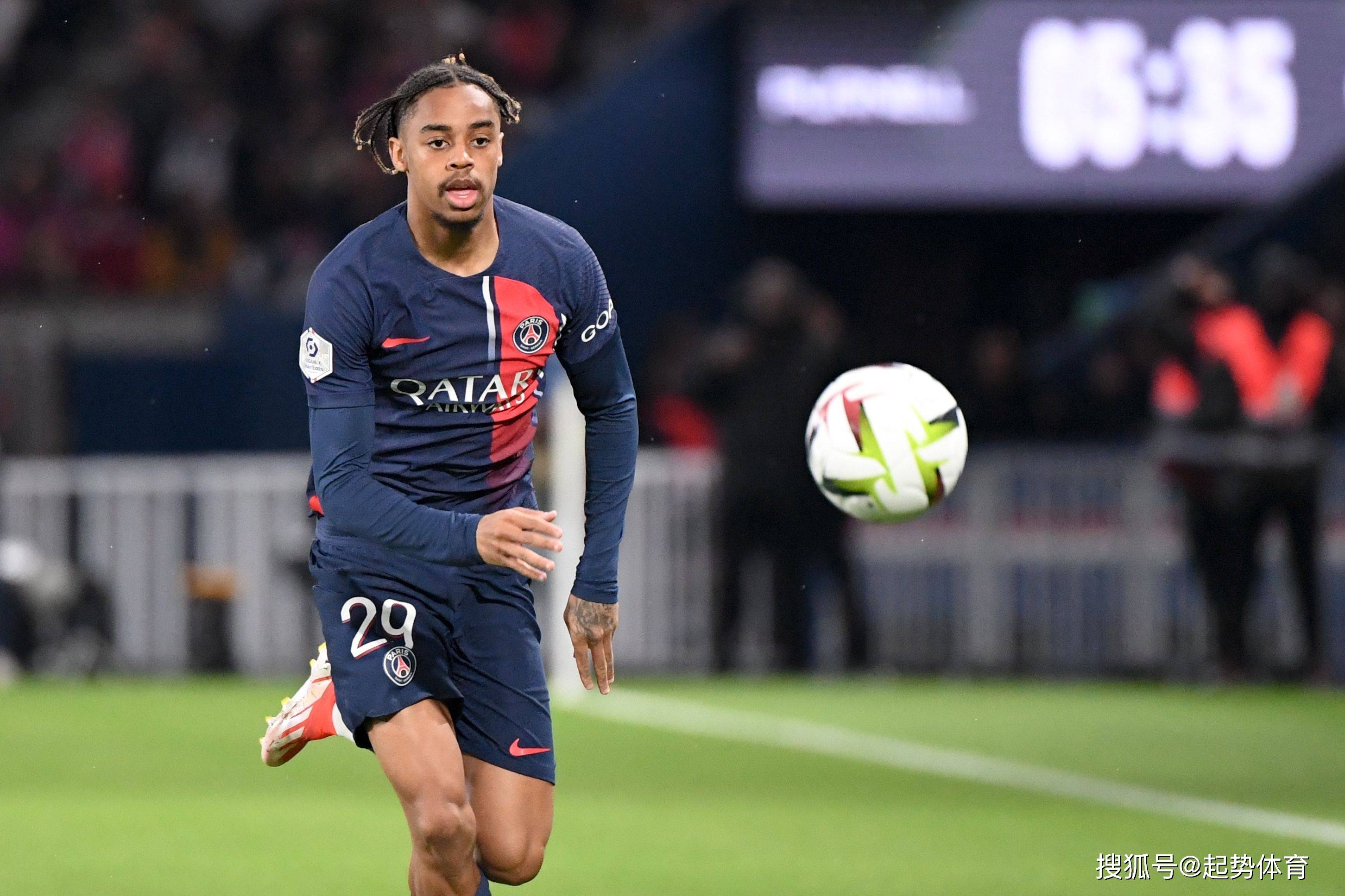 开云体育注册登录包含赛地聚焦——法甲转会期热度飙升，巴黎圣日耳曼状态回暖，引发热议，赛程密集仍需轮换的词条